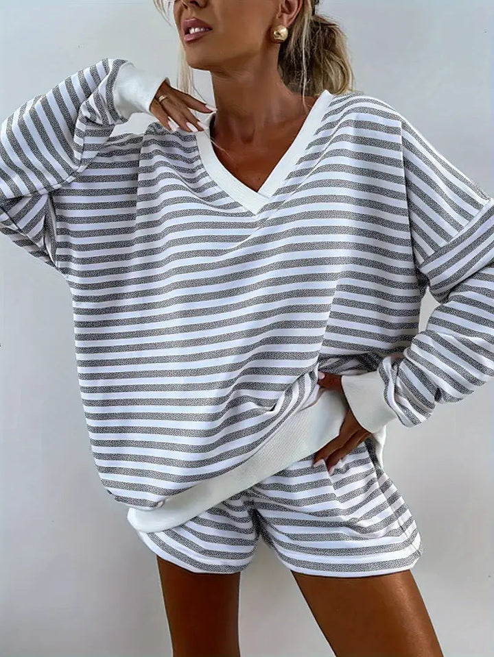 NOLANI | Relaxed Fit Striped V-Neck Lounge Set
